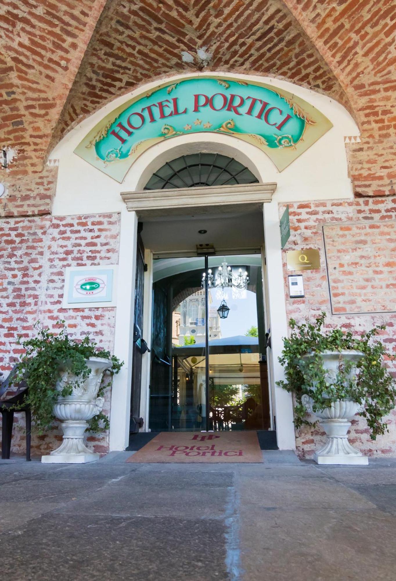 Hotel Portici Vicoforte Eksteriør billede