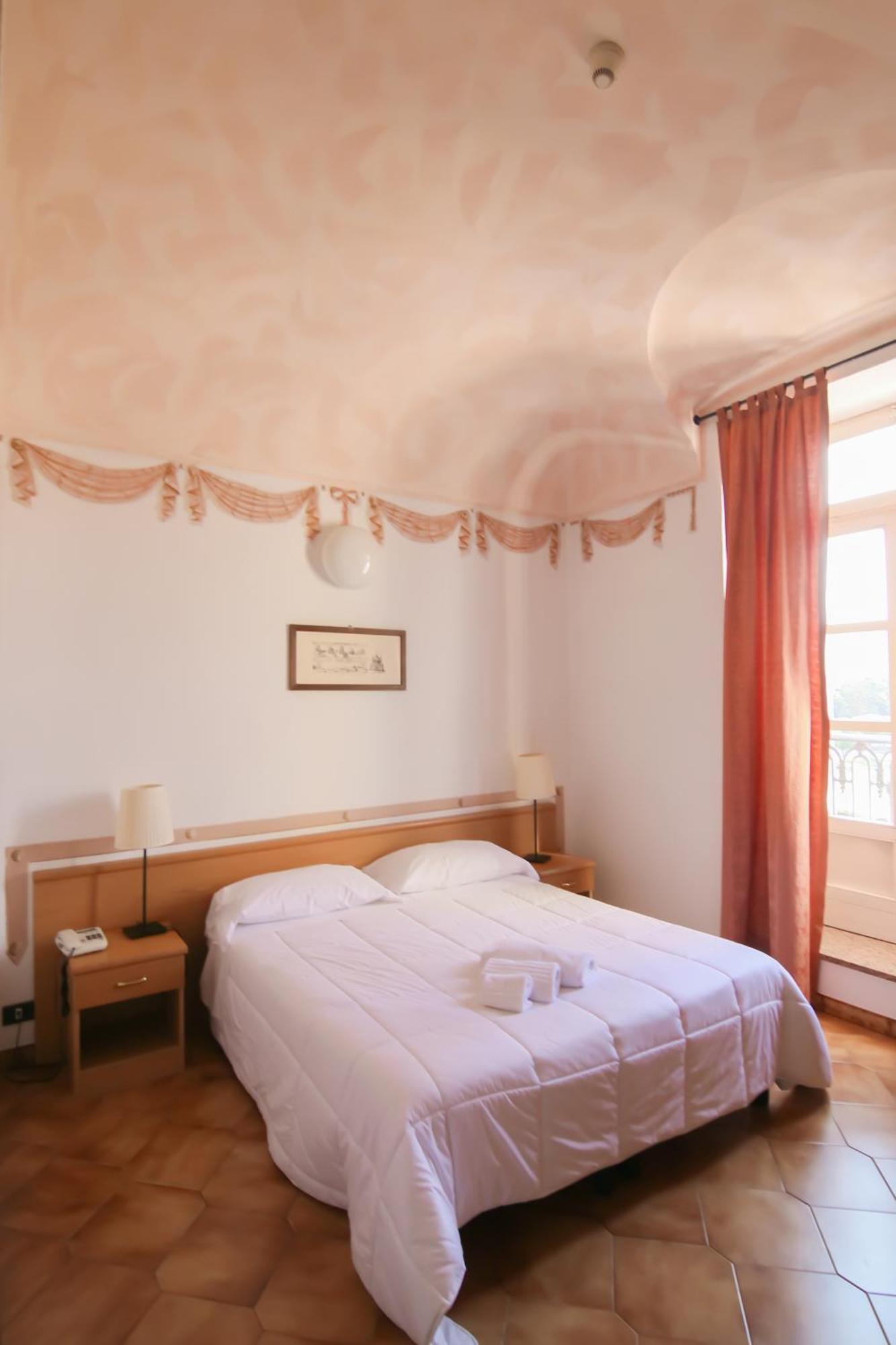 Hotel Portici Vicoforte Eksteriør billede