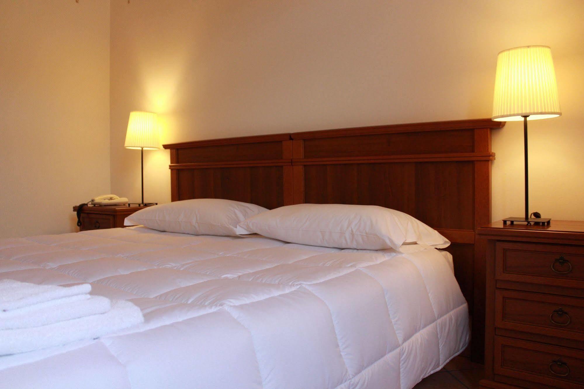 Hotel Portici Vicoforte Eksteriør billede